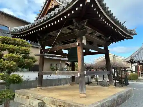 大善寺の{uncategorized: "未分類", other: "その他", undefined: "問題あり", building: "その他建物", grave: "お墓", sacred_gate: "鳥居", guardian: "狛犬", statue: "像", buddha: "仏像", history: "歴史", nature: "自然", garden: "庭園", animal: "動物", pagoda: "塔", temizu: "手水舎", mountain_gate: "山門・神門", sanctuary: "本殿・本堂", subordinate: "末社・摂社", art: "芸術", scenery: "景色", jizo: "地蔵", ema: "絵馬", goshuin: "御朱印", omikuji: "おみくじ", items: "授与品その他", amulet: "お守り", goshuincho: "御朱印帳", eats: "食事", festival: "お祭り", votive_dance: "神楽", shichigosan: "七五三参", wedding: "結婚式", experience: "体験その他", initially: "初詣", around: "周辺", anti_infection: "感染症対策"}