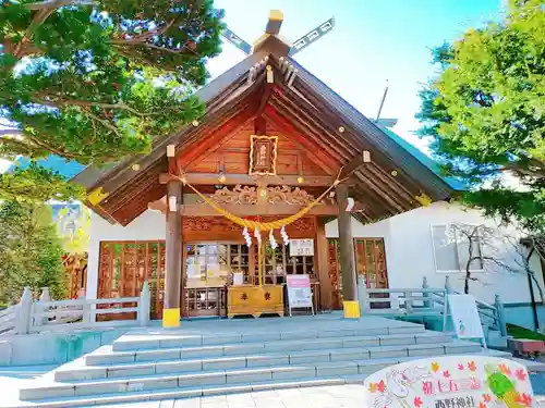 西野神社の本殿