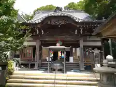 真福寺の本殿