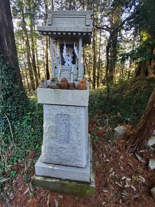 鴨大神御子神主玉神社の末社・摂社