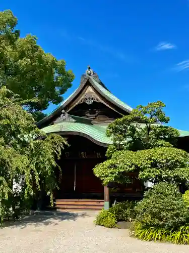 東長寺の本殿