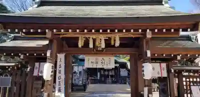 小岩神社の山門・神門