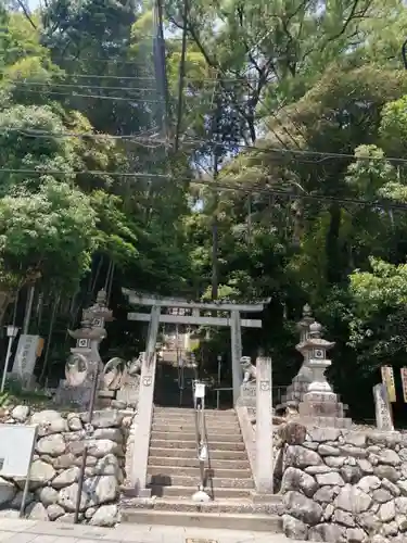 烏帽子形八幡神社の鳥居