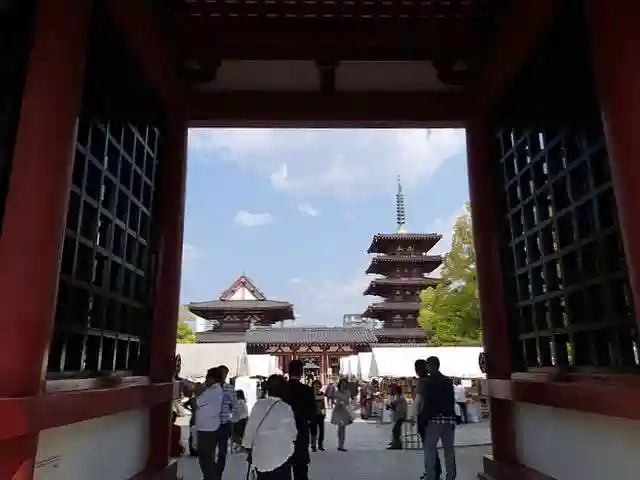 守屋祠(四天王寺境内社)の山門・神門
