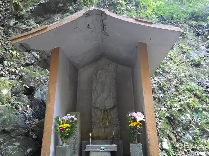 大本山七宝瀧寺(大阪府)