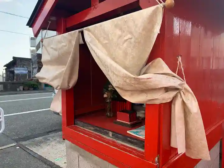 楠谷白玉稲荷社の本殿・本堂