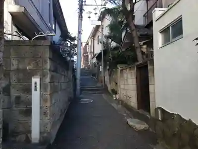 成田山横浜別院延命院の周辺