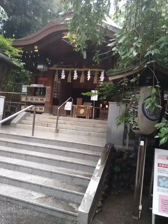 子安神社の本殿・本堂