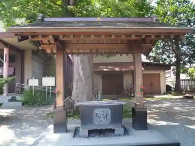 日野八坂神社の手水舎