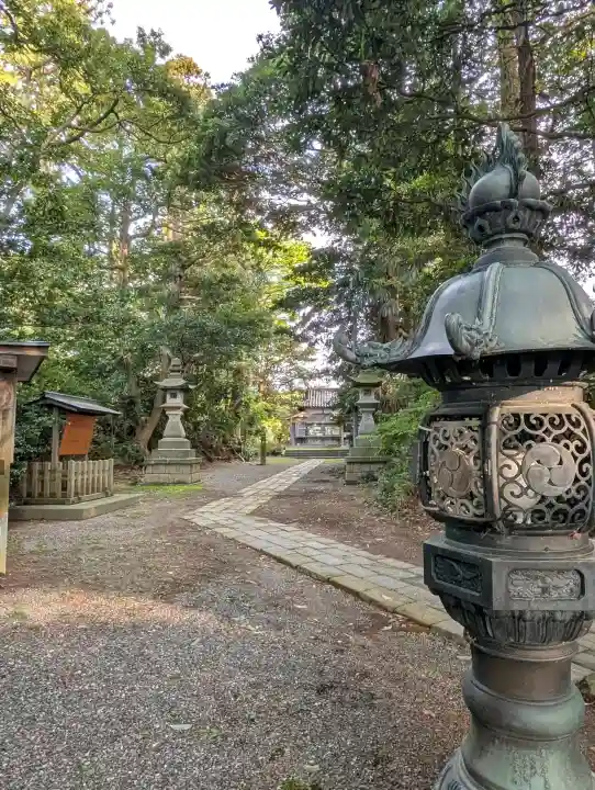 天津神社の{uncategorized: "未分類", other: "その他", undefined: "問題あり", building: "その他建物", grave: "お墓", sacred_gate: "鳥居", guardian: "狛犬", statue: "像", buddha: "仏像", history: "歴史", nature: "自然", garden: "庭園", animal: "動物", pagoda: "塔", temizu: "手水舎", mountain_gate: "山門・神門", sanctuary: "本殿・本堂", subordinate: "末社・摂社", art: "芸術", scenery: "景色", jizo: "地蔵", ema: "絵馬", goshuin: "御朱印", omikuji: "おみくじ", items: "授与品その他", amulet: "お守り", goshuincho: "御朱印帳", eats: "食事", festival: "お祭り", votive_dance: "神楽", shichigosan: "七五三参", wedding: "結婚式", experience: "体験その他", initially: "初詣", around: "周辺", anti_infection: "感染症対策"}