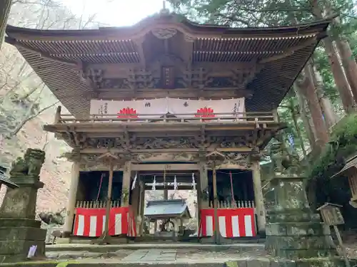 大嶽山那賀都神社(山梨県)
