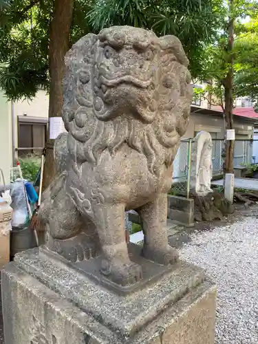 子神社の狛犬