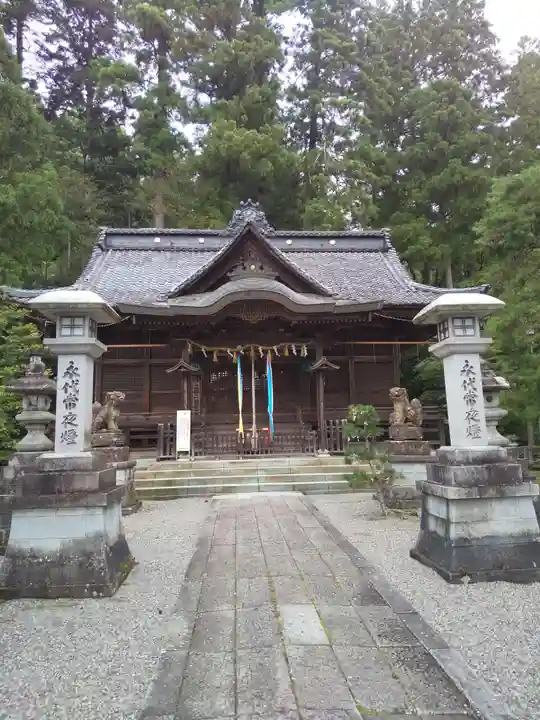 岡太神社の本殿・本堂
