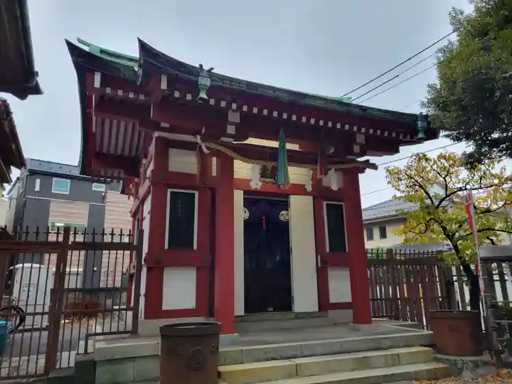 白幡八幡神社の本殿・本堂
