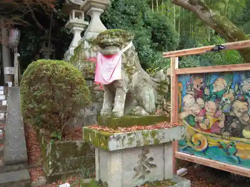 等彌神社の狛犬