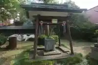 西新井氷川神社の手水舎