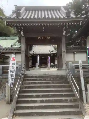 安楽寺の山門・神門