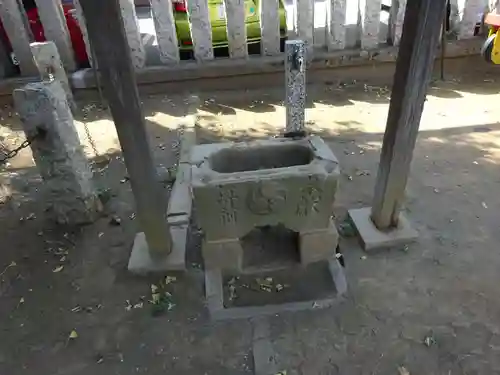 出世稲荷神社の手水