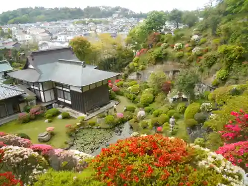 仏行寺（佛行寺）の庭園