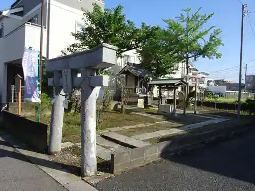 横町稲荷神社の鳥居