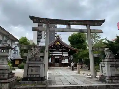 三輪神社の鳥居