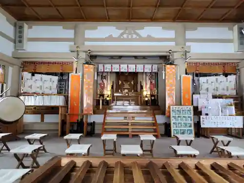 鷹栖神社の本殿