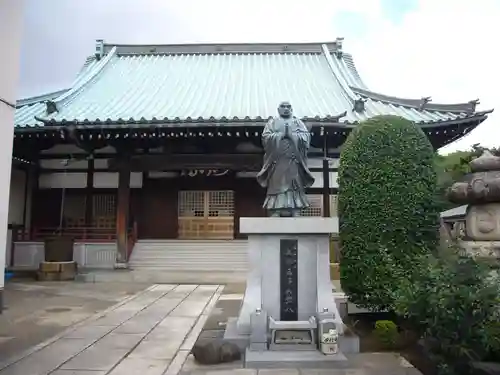 妙行寺の本殿・本堂