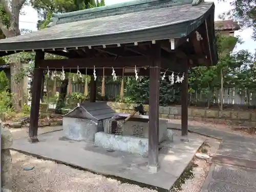 荒井神社の手水舎