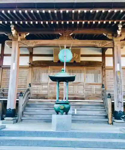 東城寺の本殿・本堂