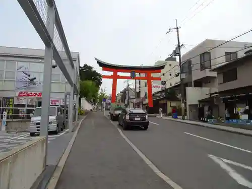 御香宮神社の鳥居