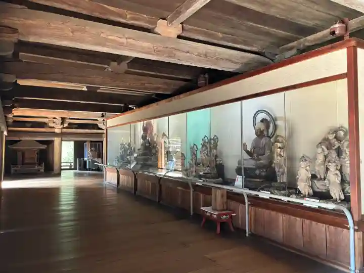 圓教寺の{uncategorized: "未分類", other: "その他", undefined: "問題あり", building: "その他建物", grave: "お墓", sacred_gate: "鳥居", guardian: "狛犬", statue: "像", buddha: "仏像", history: "歴史", nature: "自然", garden: "庭園", animal: "動物", pagoda: "塔", temizu: "手水舎", mountain_gate: "山門・神門", sanctuary: "本殿・本堂", subordinate: "末社・摂社", art: "芸術", scenery: "景色", jizo: "地蔵", ema: "絵馬", goshuin: "御朱印", omikuji: "おみくじ", items: "授与品その他", amulet: "お守り", goshuincho: "御朱印帳", eats: "食事", festival: "お祭り", votive_dance: "神楽", shichigosan: "七五三参", wedding: "結婚式", experience: "体験その他", initially: "初詣", around: "周辺", anti_infection: "感染症対策"}