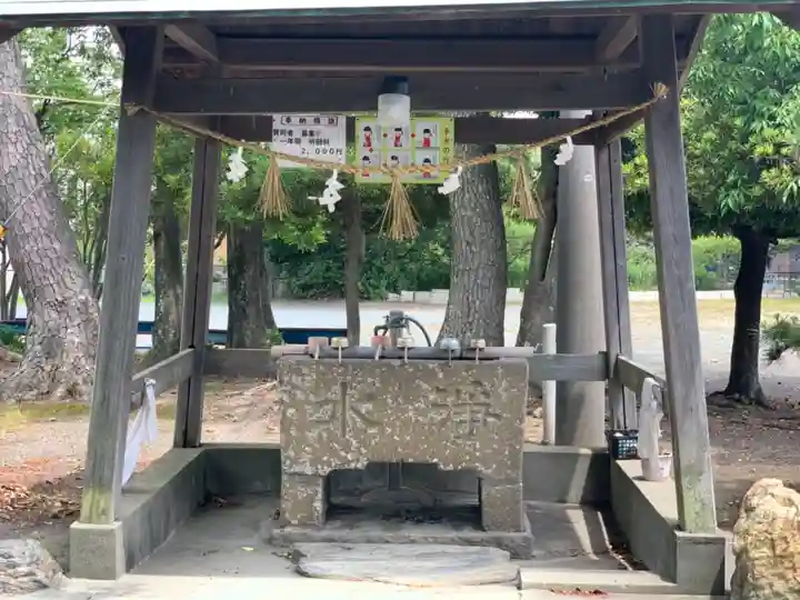 鹿苑神社の手水舎
