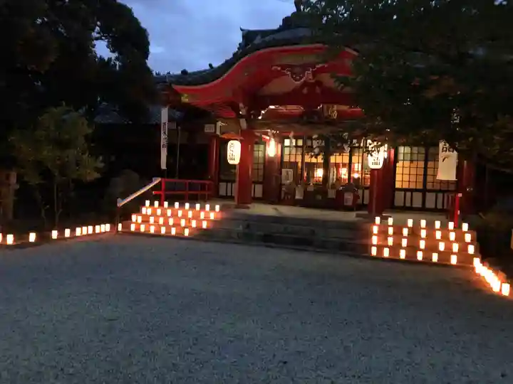 市原稲荷神社の本殿・本堂