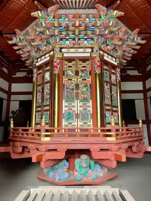 成田山新勝寺の{uncategorized: "未分類", other: "その他", undefined: "問題あり", building: "その他建物", grave: "お墓", sacred_gate: "鳥居", guardian: "狛犬", statue: "像", buddha: "仏像", history: "歴史", nature: "自然", garden: "庭園", animal: "動物", pagoda: "塔", temizu: "手水舎", mountain_gate: "山門・神門", sanctuary: "本殿・本堂", subordinate: "末社・摂社", art: "芸術", scenery: "景色", jizo: "地蔵", ema: "絵馬", goshuin: "御朱印", omikuji: "おみくじ", items: "授与品その他", amulet: "お守り", goshuincho: "御朱印帳", eats: "食事", festival: "お祭り", votive_dance: "神楽", shichigosan: "七五三参", wedding: "結婚式", experience: "体験その他", initially: "初詣", around: "周辺", anti_infection: "感染症対策"}