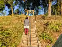 青木稲荷神社の鳥居