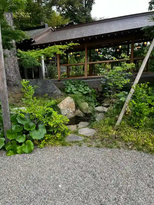 川越氷川神社の{uncategorized: "未分類", other: "その他", undefined: "問題あり", building: "その他建物", grave: "お墓", sacred_gate: "鳥居", guardian: "狛犬", statue: "像", buddha: "仏像", history: "歴史", nature: "自然", garden: "庭園", animal: "動物", pagoda: "塔", temizu: "手水舎", mountain_gate: "山門・神門", sanctuary: "本殿・本堂", subordinate: "末社・摂社", art: "芸術", scenery: "景色", jizo: "地蔵", ema: "絵馬", goshuin: "御朱印", omikuji: "おみくじ", items: "授与品その他", amulet: "お守り", goshuincho: "御朱印帳", eats: "食事", festival: "お祭り", votive_dance: "神楽", shichigosan: "七五三参", wedding: "結婚式", experience: "体験その他", initially: "初詣", around: "周辺", anti_infection: "感染症対策"}