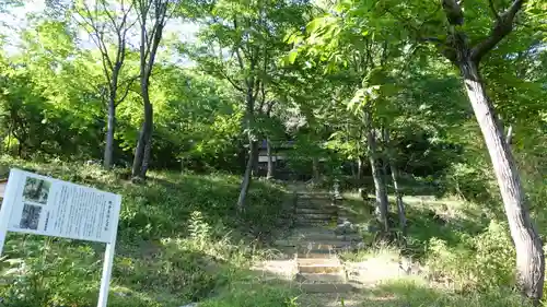 馬脊神社　東之宮(長野県)