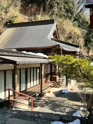 大福寺(室田の瀧不動尊)の{uncategorized: "未分類", other: "その他", undefined: "問題あり", building: "その他建物", grave: "お墓", sacred_gate: "鳥居", guardian: "狛犬", statue: "像", buddha: "仏像", history: "歴史", nature: "自然", garden: "庭園", animal: "動物", pagoda: "塔", temizu: "手水舎", mountain_gate: "山門・神門", sanctuary: "本殿・本堂", subordinate: "末社・摂社", art: "芸術", scenery: "景色", jizo: "地蔵", ema: "絵馬", goshuin: "御朱印", omikuji: "おみくじ", items: "授与品その他", amulet: "お守り", goshuincho: "御朱印帳", eats: "食事", festival: "お祭り", votive_dance: "神楽", shichigosan: "七五三参", wedding: "結婚式", experience: "体験その他", initially: "初詣", around: "周辺", anti_infection: "感染症対策"}