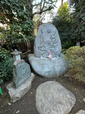 真珠院の{uncategorized: "未分類", other: "その他", undefined: "問題あり", building: "その他建物", grave: "お墓", sacred_gate: "鳥居", guardian: "狛犬", statue: "像", buddha: "仏像", history: "歴史", nature: "自然", garden: "庭園", animal: "動物", pagoda: "塔", temizu: "手水舎", mountain_gate: "山門・神門", sanctuary: "本殿・本堂", subordinate: "末社・摂社", art: "芸術", scenery: "景色", jizo: "地蔵", ema: "絵馬", goshuin: "御朱印", omikuji: "おみくじ", items: "授与品その他", amulet: "お守り", goshuincho: "御朱印帳", eats: "食事", festival: "お祭り", votive_dance: "神楽", shichigosan: "七五三参", wedding: "結婚式", experience: "体験その他", initially: "初詣", around: "周辺", anti_infection: "感染症対策"}