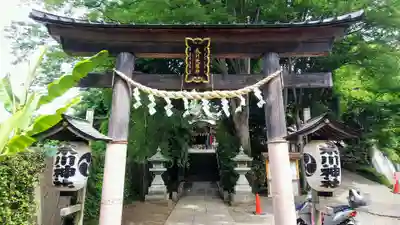 南沢氷川神社の鳥居