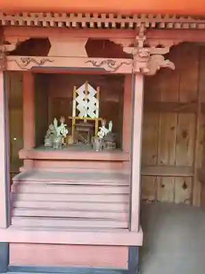 新町薬師堂の末社・摂社