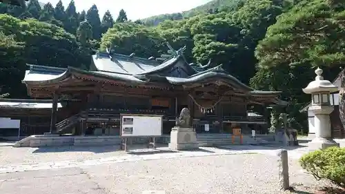 函館八幡宮の本殿