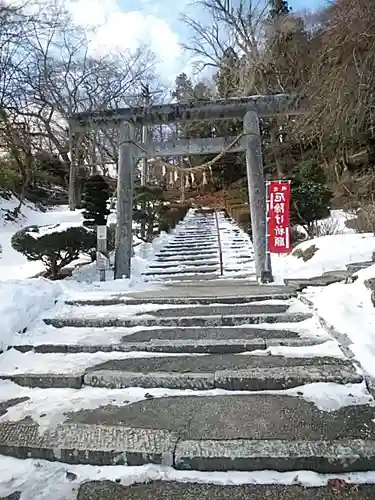 三春大神宮の鳥居