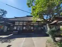 龍蔵寺の本殿・本堂