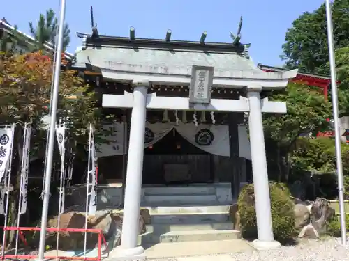 三光稲荷神社の末社・摂社
