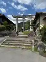 葛城一言主神社の{uncategorized: "未分類", other: "その他", undefined: "問題あり", building: "その他建物", grave: "お墓", sacred_gate: "鳥居", guardian: "狛犬", statue: "像", buddha: "仏像", history: "歴史", nature: "自然", garden: "庭園", animal: "動物", pagoda: "塔", temizu: "手水舎", mountain_gate: "山門・神門", sanctuary: "本殿・本堂", subordinate: "末社・摂社", art: "芸術", scenery: "景色", jizo: "地蔵", ema: "絵馬", goshuin: "御朱印", omikuji: "おみくじ", items: "授与品その他", amulet: "お守り", goshuincho: "御朱印帳", eats: "食事", festival: "お祭り", votive_dance: "神楽", shichigosan: "七五三参", wedding: "結婚式", experience: "体験その他", initially: "初詣", around: "周辺", anti_infection: "感染症対策"}