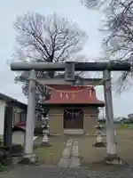 諏訪神社の鳥居