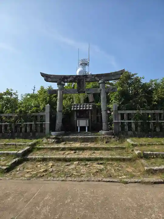 彌彦神社奥宮(御神廟)(新潟県)