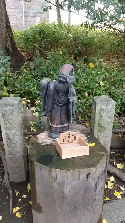 伊勢神社の像