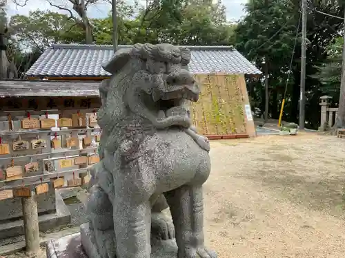 今八幡宮の狛犬